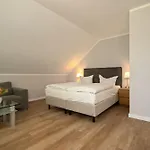 Szálloda Mueritz-park 3*