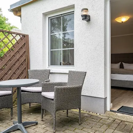 Mueritz-park Hotell 3*