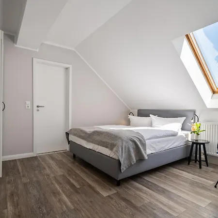 Hotell Mueritz-park 3*