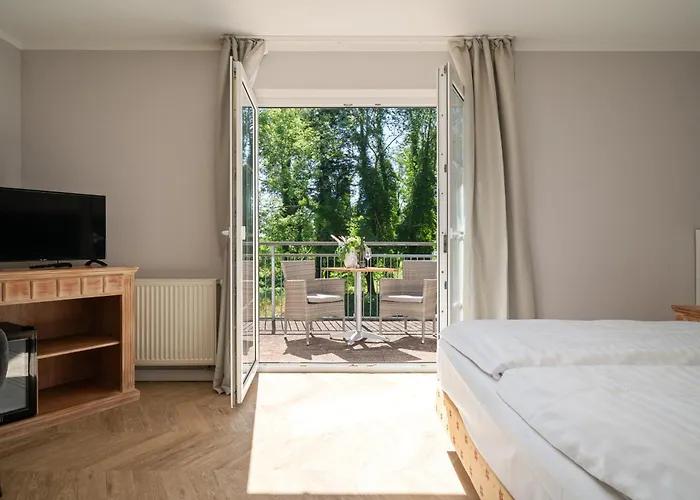 Mueritz-park Отель