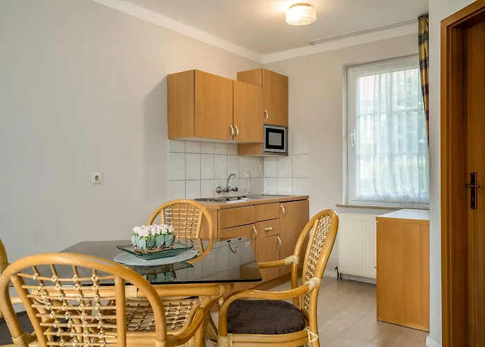 Отель Mueritz-park 3*